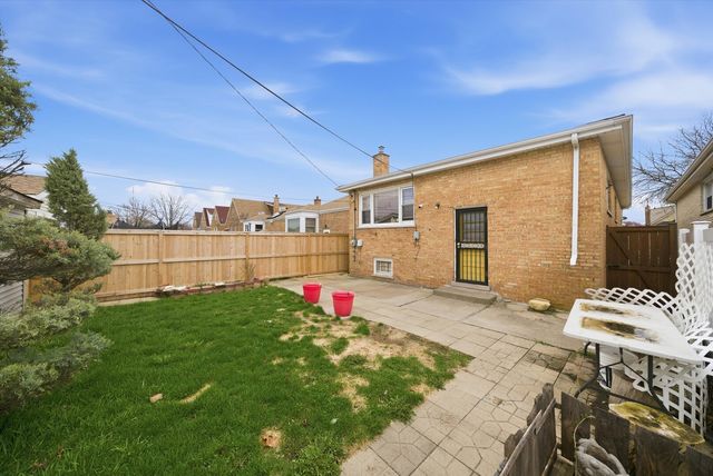 3654 W 80th Street, Chicago, IL 60652