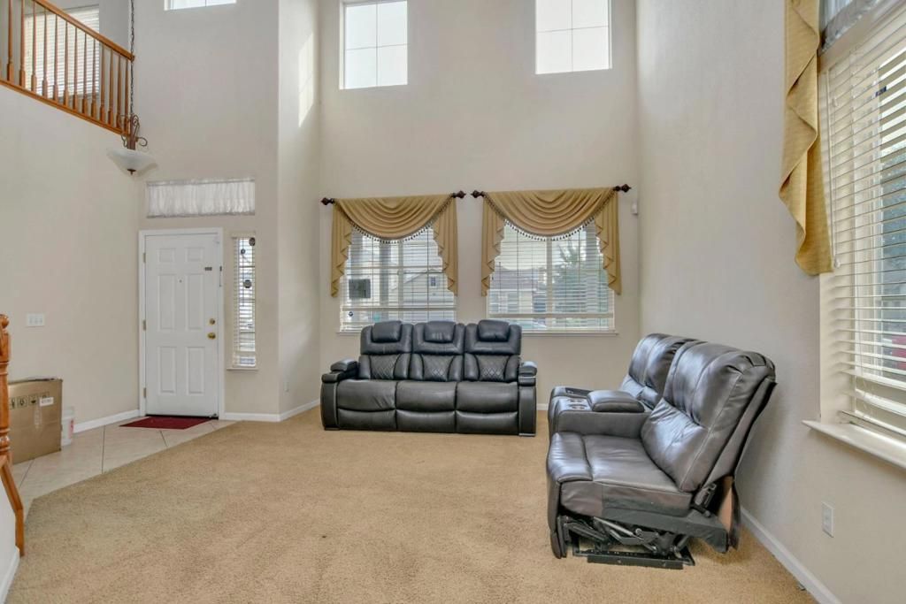 Image 4 of property listing at 3605 Gloria Court, Stockton, CA 95205