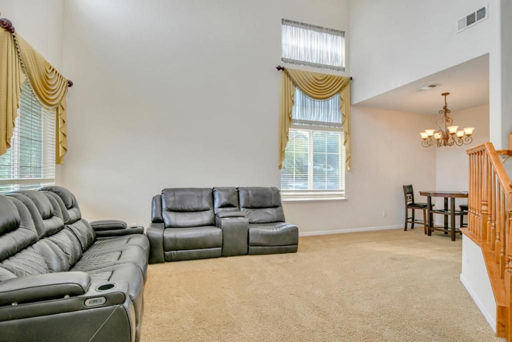 Image 5 of property listing at 3605 Gloria Court, Stockton, CA 95205