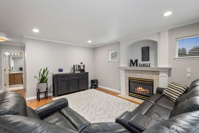 2824 V Court SE, Auburn, WA 98002