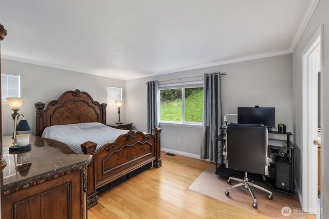 2824 V Court SE, Auburn, WA 98002