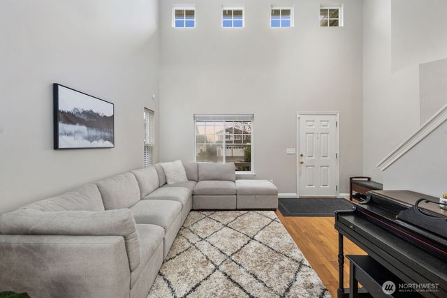 2824 V Court SE, Auburn, WA 98002