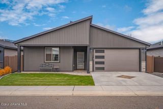 13958 N Rainier Lp, Rathdrum, ID 83858