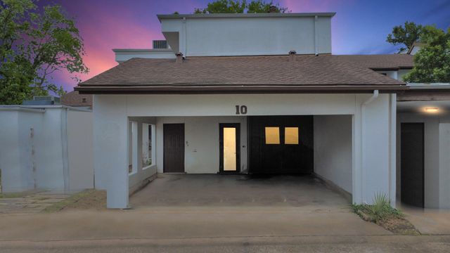 7655 S Braeswood Boulevard 10, Houston, TX 77071