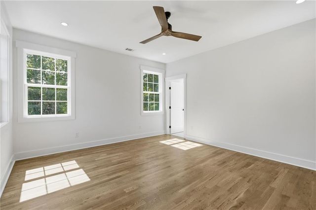 2183 Deep Woods Way, Marietta, GA 30062