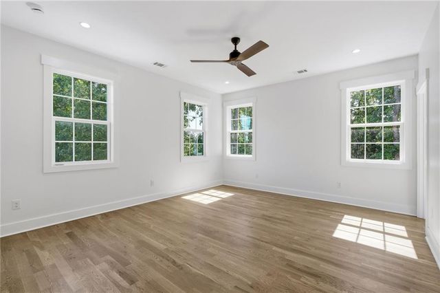 2183 Deep Woods Way, Marietta, GA 30062