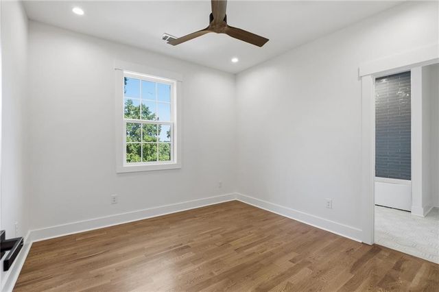 2183 Deep Woods Way, Marietta, GA 30062