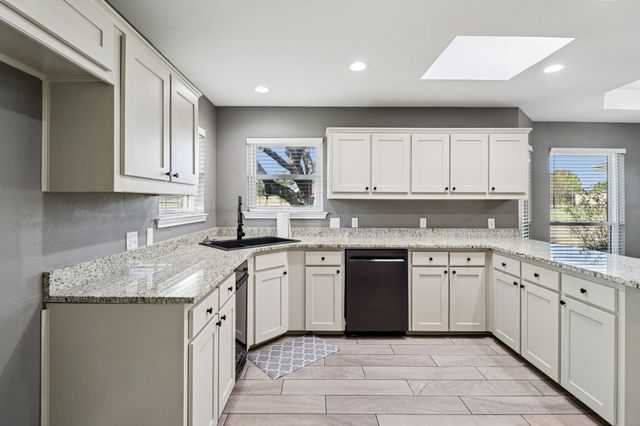 261 Meadowpark, Mclendon Chisholm, TX 75032