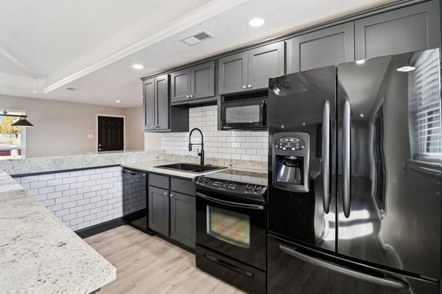 261 Meadowpark, Mclendon Chisholm, TX 75032