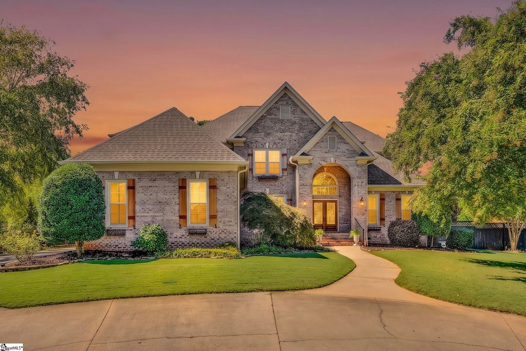 Image 1 of property listing at 2 Stonebrook Farm Way, Greenville, SC 29615
