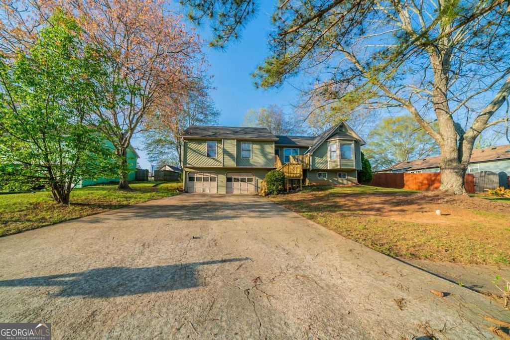 895 Tyrell Drive, Austell, GA 30106