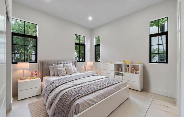 7247 Wisteria Ave, Parkland, FL 33076