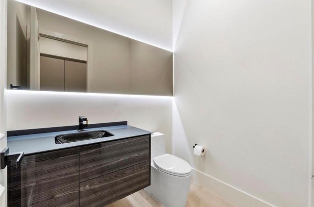 7247 Wisteria Ave, Parkland, FL 33076