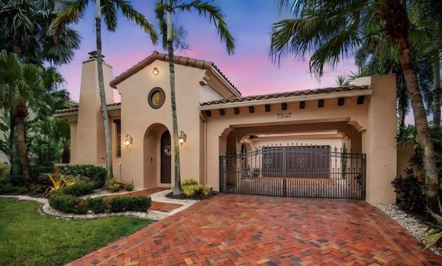 7247 Wisteria Ave, Parkland, FL 33076