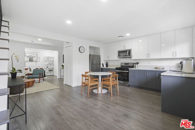 753 N Garfield Avenue Unit A, Pasadena, CA 91104