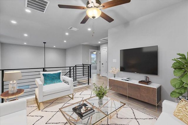 16520 Wind Chime DR, Manor, TX 78653