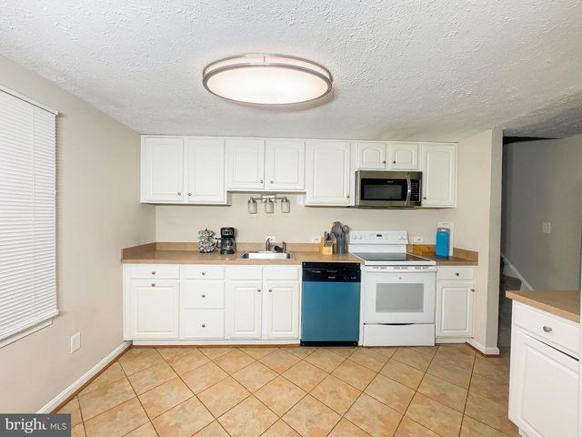 806 TRURO CT, Waldorf, MD 20601