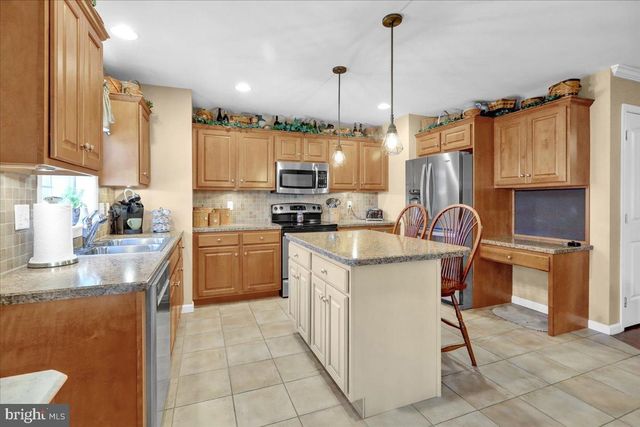 33 MICHAEL LN, Denver, PA 17517