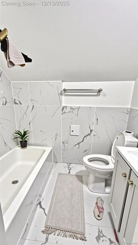 11697 Moran Street, Hamtramck, MI 48212