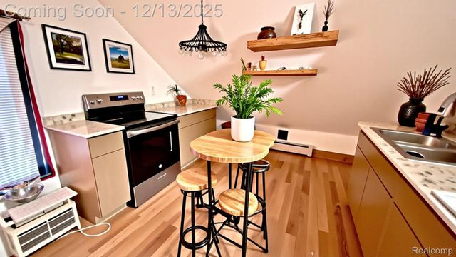 11697 Moran Street, Hamtramck, MI 48212