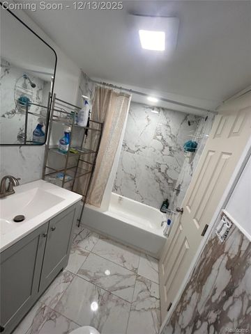 11697 Moran Street, Hamtramck, MI 48212