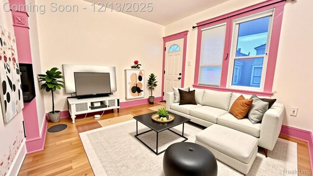 11697 Moran Street, Hamtramck, MI 48212