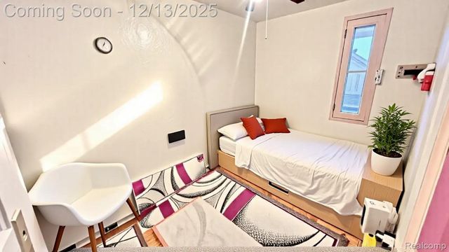 11697 Moran Street, Hamtramck, MI 48212