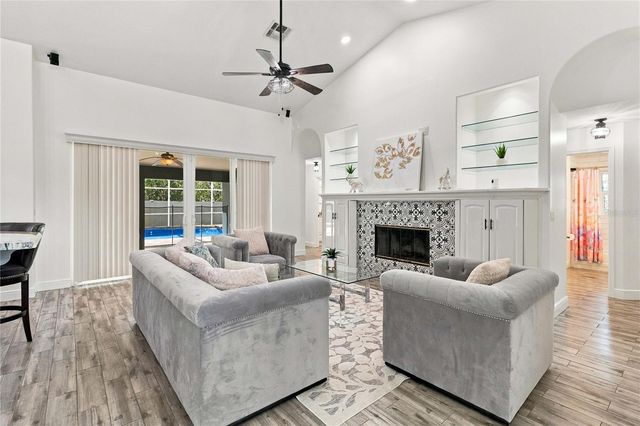 5232 HAMMOCK CIRCLE, St Cloud, FL 34771