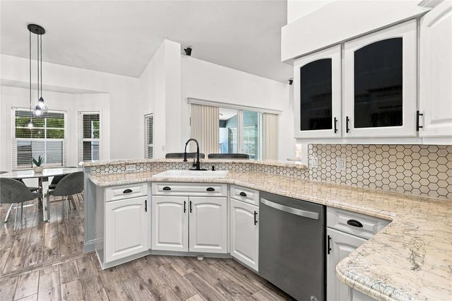 5232 HAMMOCK CIRCLE, St Cloud, FL 34771