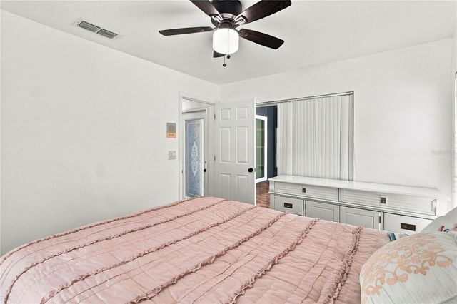 5232 HAMMOCK CIRCLE, St Cloud, FL 34771