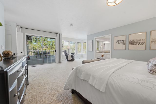 23850 Star Ct, Auburn, CA 95602