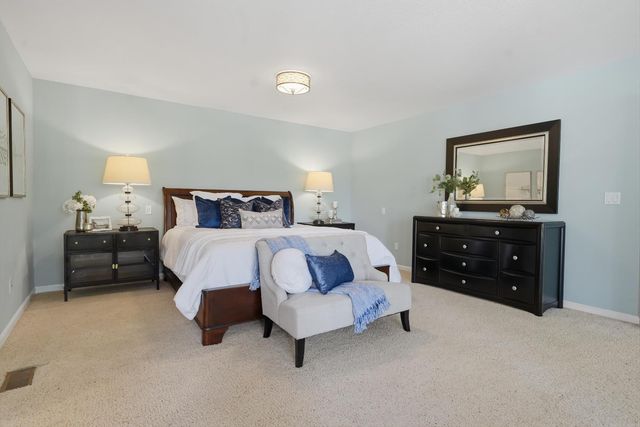 23850 Star Ct, Auburn, CA 95602