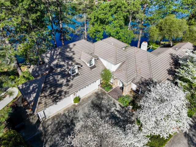 23850 Star Ct, Auburn, CA 95602