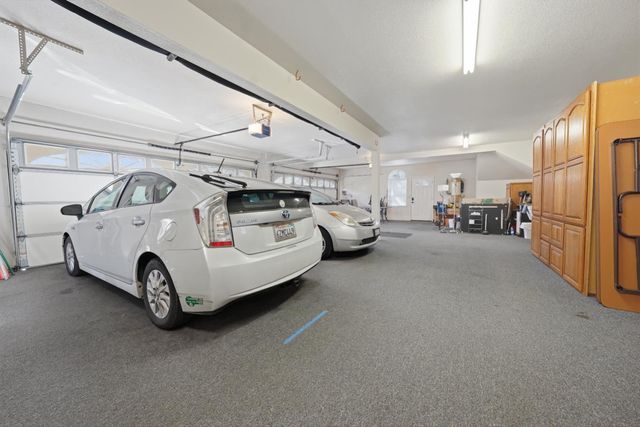 23850 Star Ct, Auburn, CA 95602