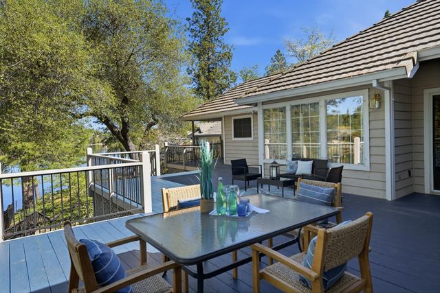 23850 Star Ct, Auburn, CA 95602