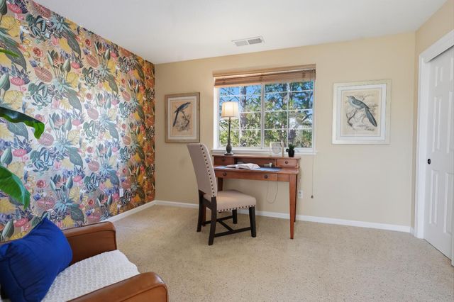 23850 Star Ct, Auburn, CA 95602