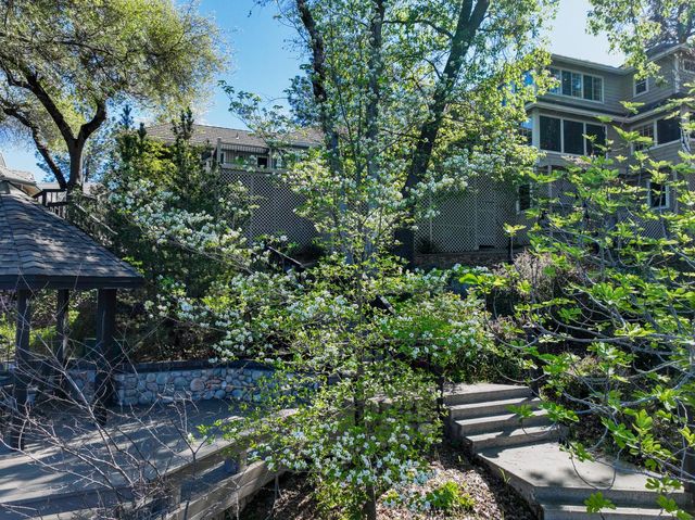 23850 Star Ct, Auburn, CA 95602