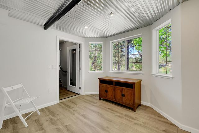 23850 Star Ct, Auburn, CA 95602