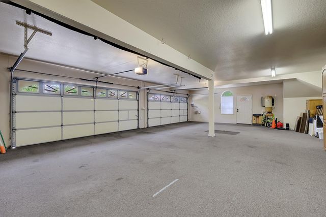 23850 Star Ct, Auburn, CA 95602