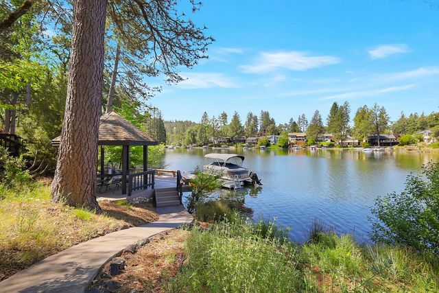23850 Star Ct, Auburn, CA 95602