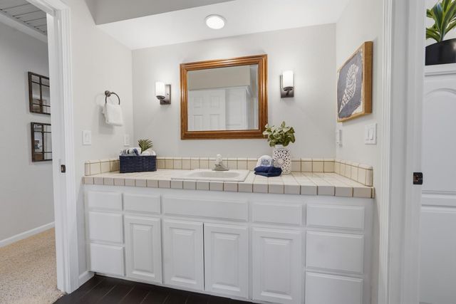 23850 Star Ct, Auburn, CA 95602