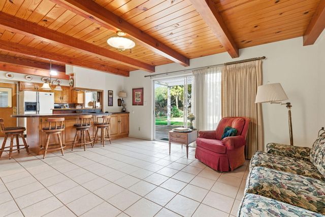 670 W Kanai Avenue, Porterville, CA 93257