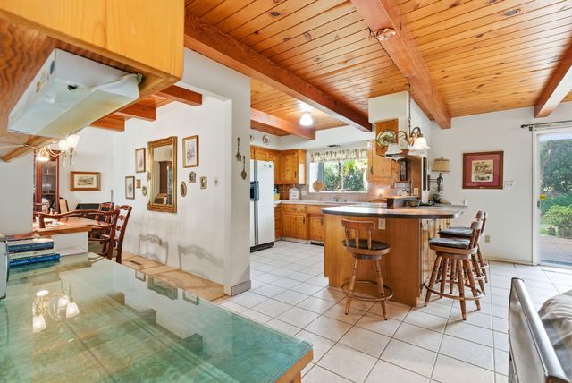 670 W Kanai Avenue, Porterville, CA 93257