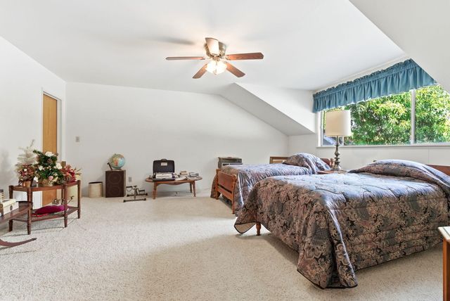 670 W Kanai Avenue, Porterville, CA 93257