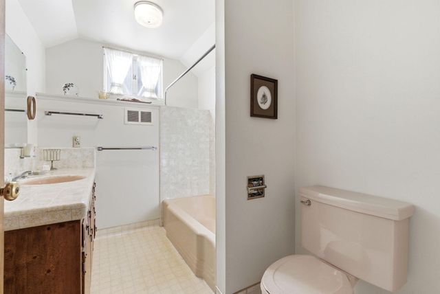 670 W Kanai Avenue, Porterville, CA 93257