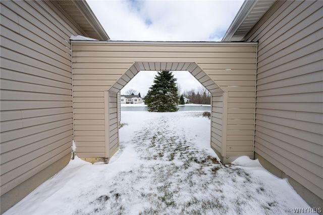 13 Alexander Parkway, Pendleton, NY 14120