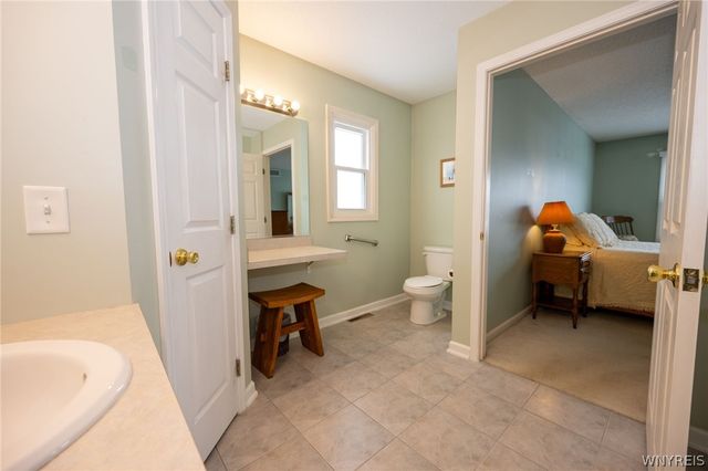 13 Alexander Parkway, Pendleton, NY 14120