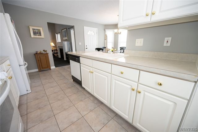 13 Alexander Parkway, Pendleton, NY 14120