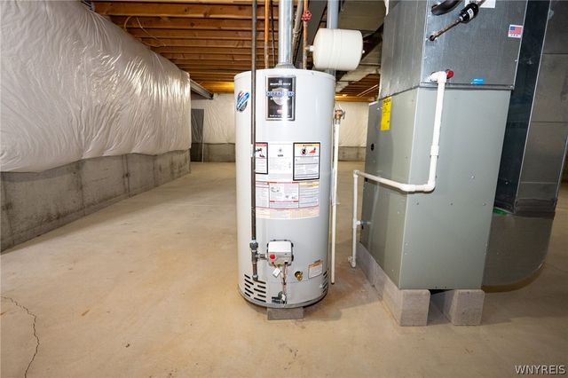 13 Alexander Parkway, Pendleton, NY 14120