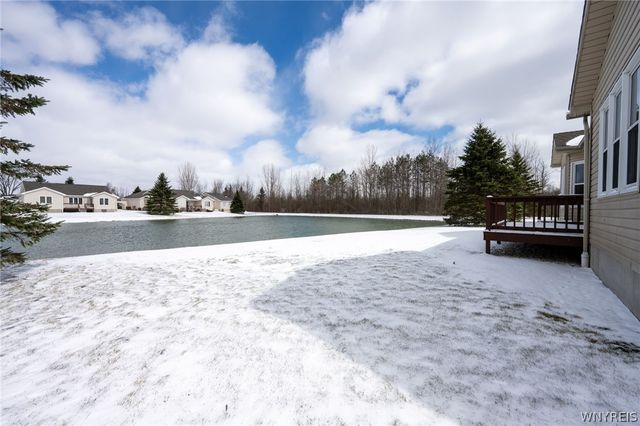 13 Alexander Parkway, Pendleton, NY 14120